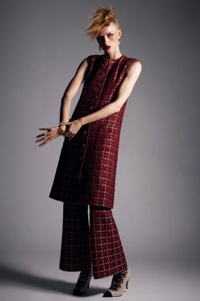 Look 12